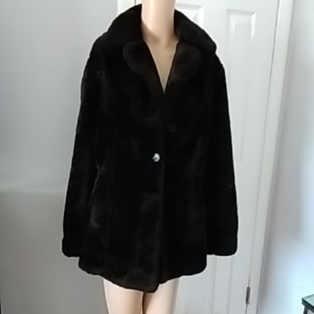 Elegant Black Teddy Jacket